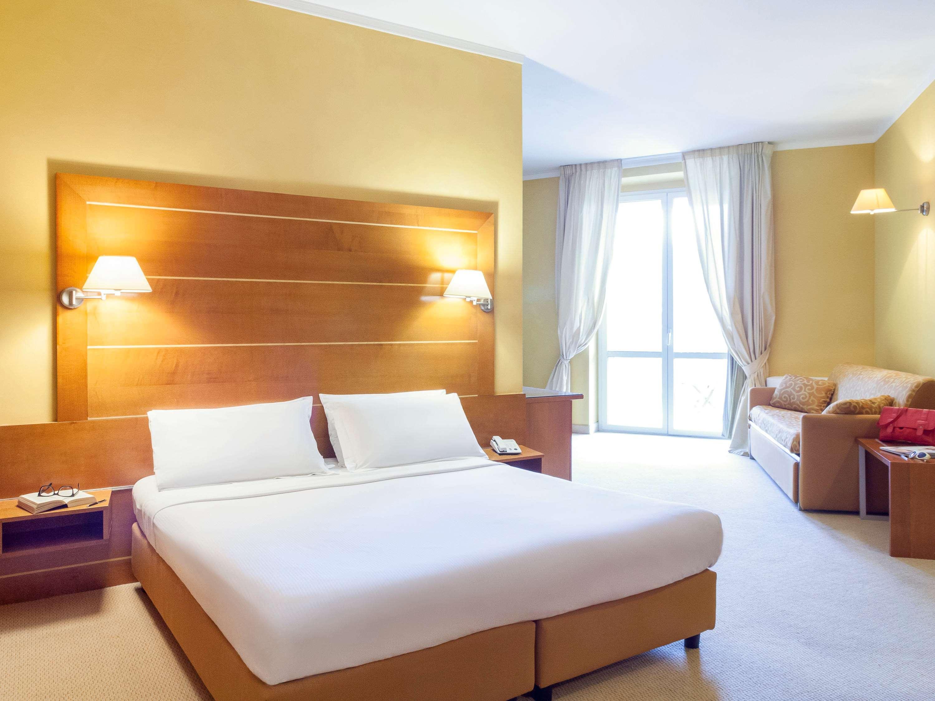 Ibis Styles Bari Giovinazzo Hotell Eksteriør bilde