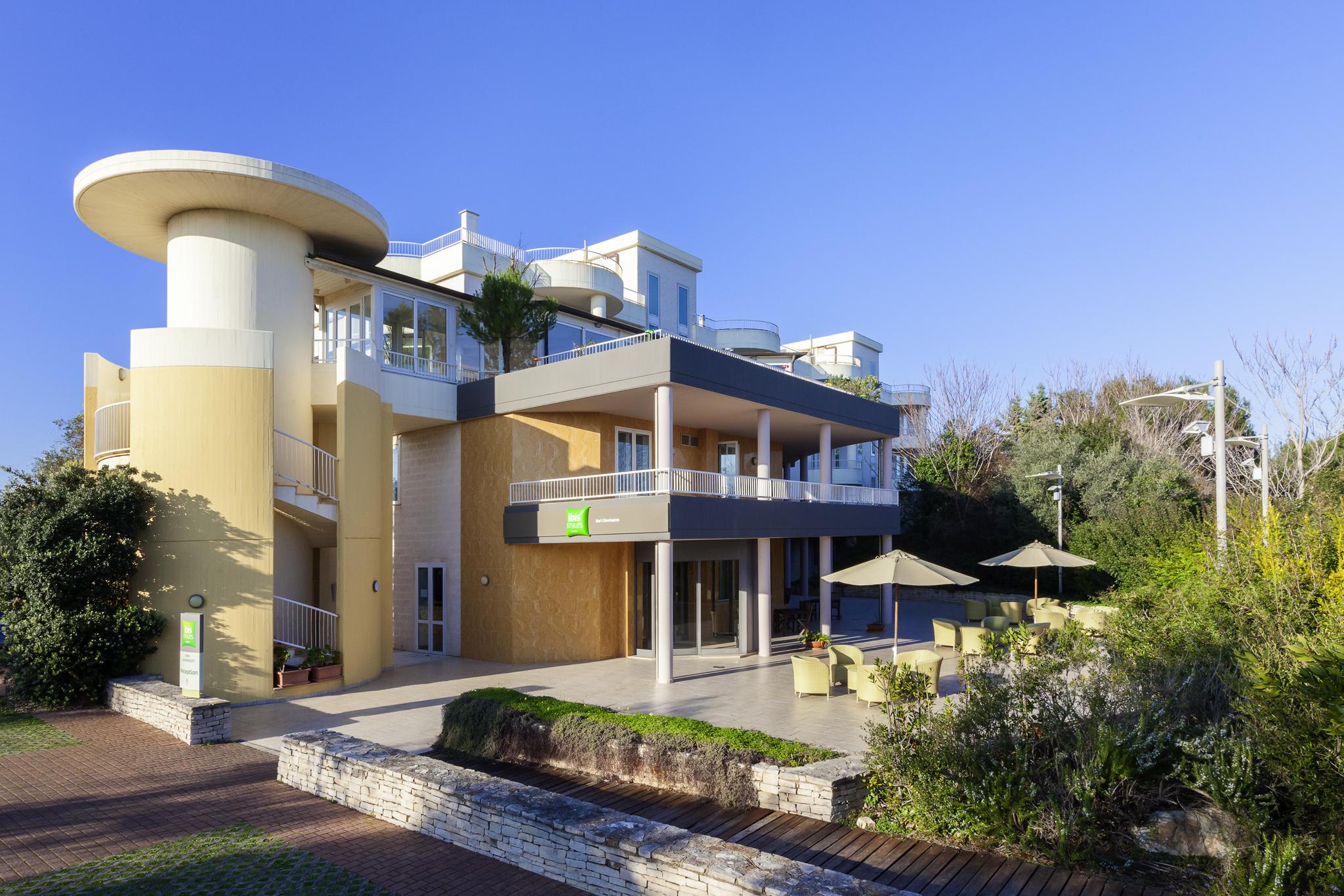 Ibis Styles Bari Giovinazzo Hotell Eksteriør bilde
