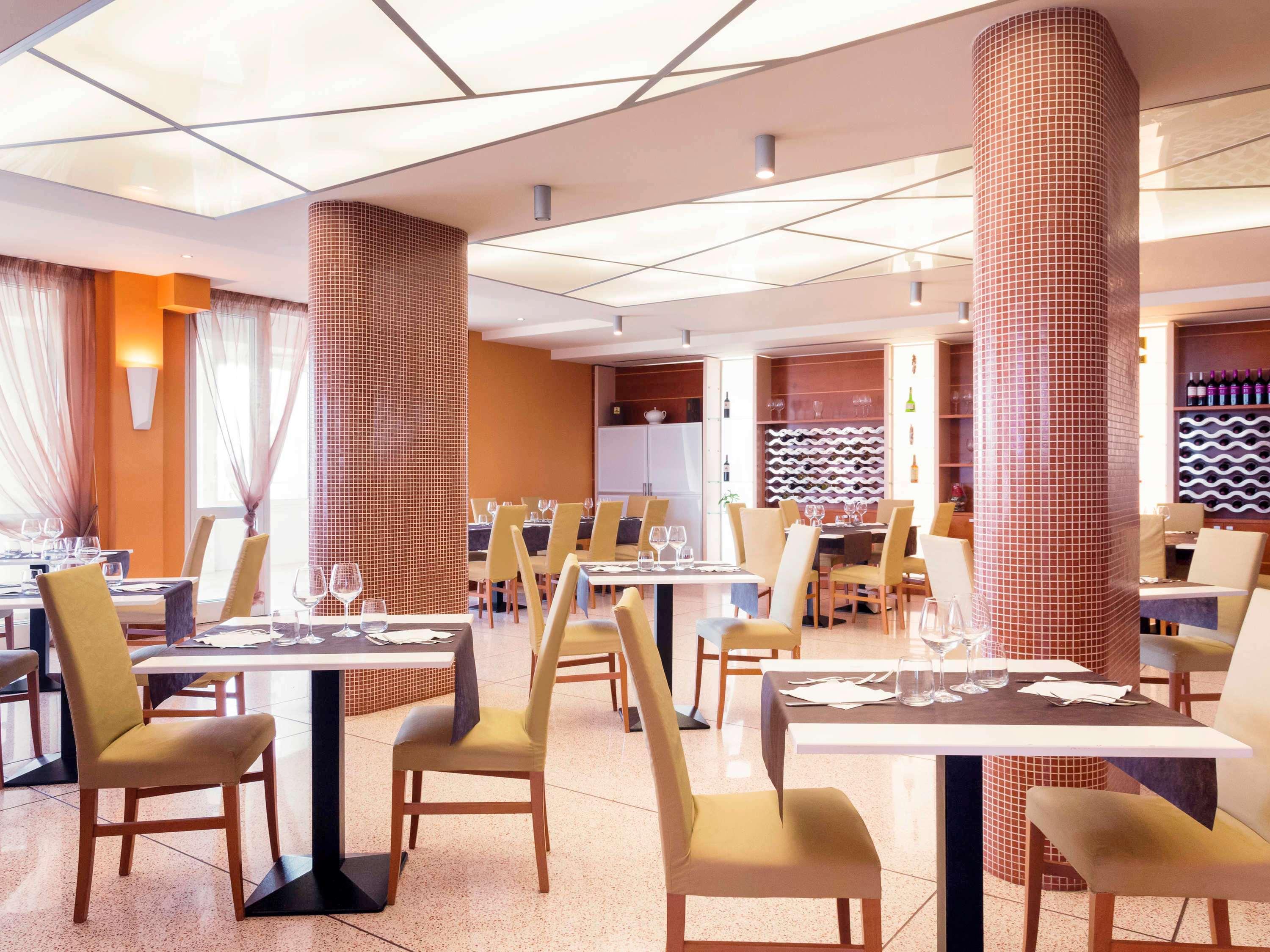 Ibis Styles Bari Giovinazzo Hotell Eksteriør bilde