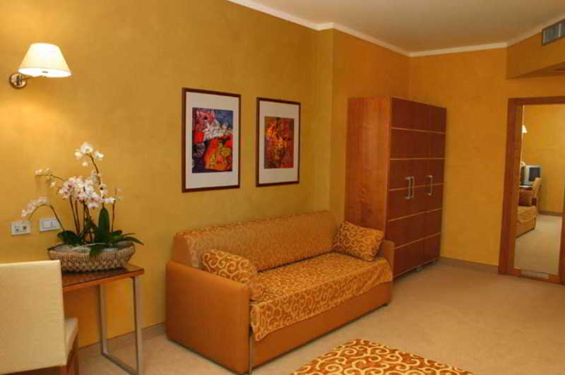 Ibis Styles Bari Giovinazzo Hotell Eksteriør bilde