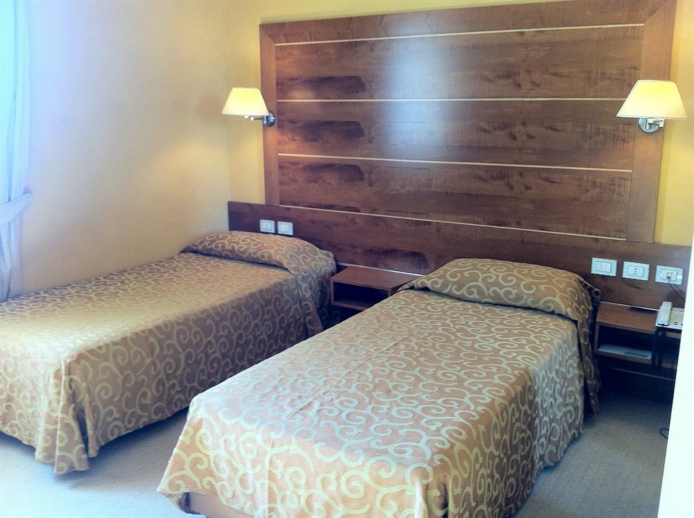 Ibis Styles Bari Giovinazzo Hotell Eksteriør bilde