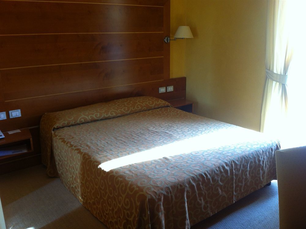 Ibis Styles Bari Giovinazzo Hotell Eksteriør bilde