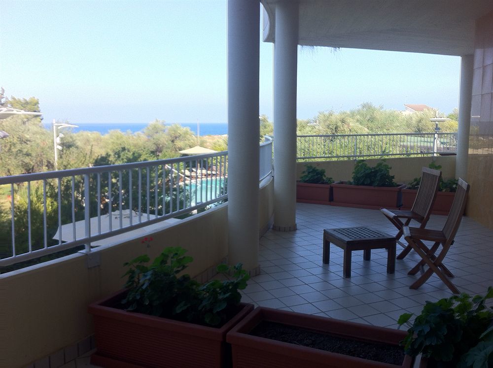 Ibis Styles Bari Giovinazzo Hotell Eksteriør bilde