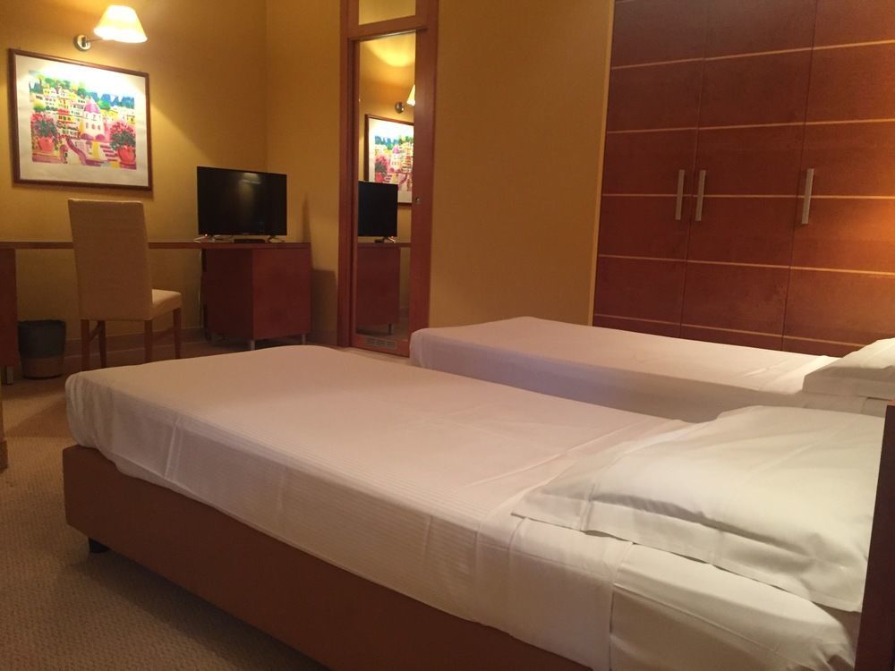 Ibis Styles Bari Giovinazzo Hotell Eksteriør bilde