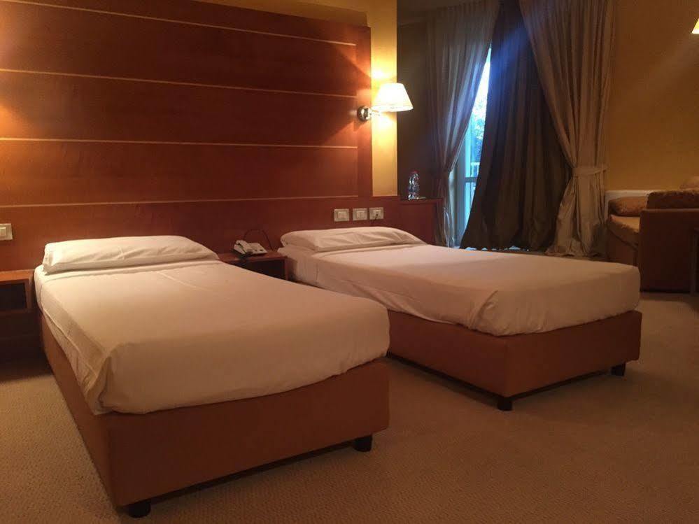 Ibis Styles Bari Giovinazzo Hotell Eksteriør bilde